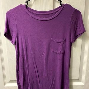 soft purple tee with front pocket